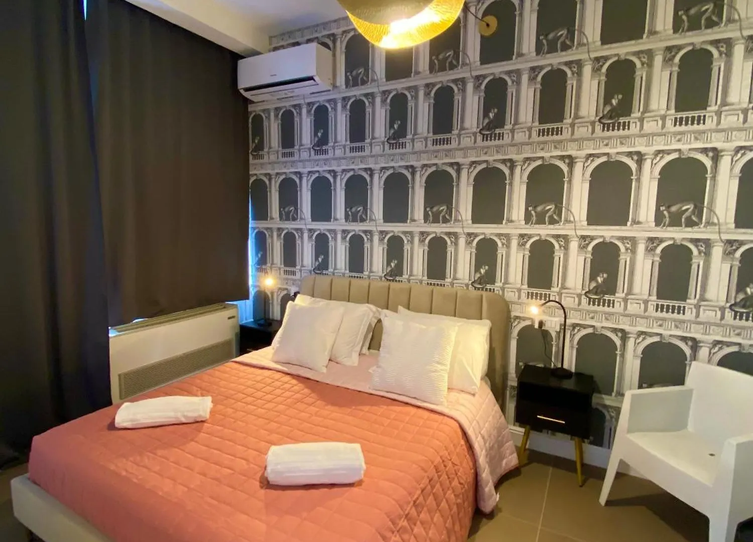 Apartment La Maison, Vicino Al Colosseo! Rome Italy