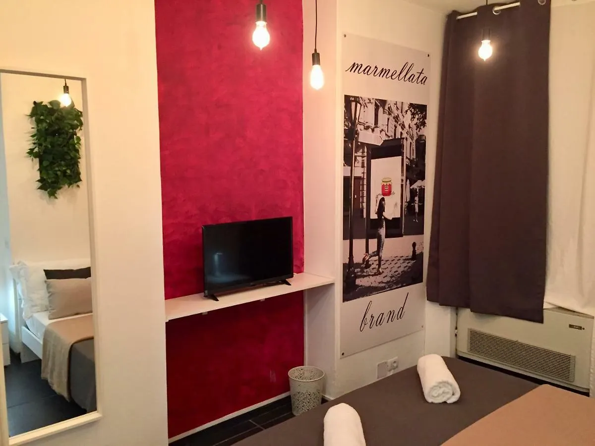 Apartment La Maison, Vicino Al Colosseo! Rome Italy